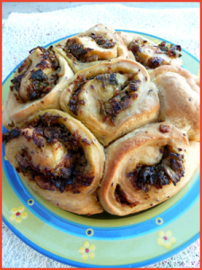 Girelle-di-pane-alla-scarola-vegan